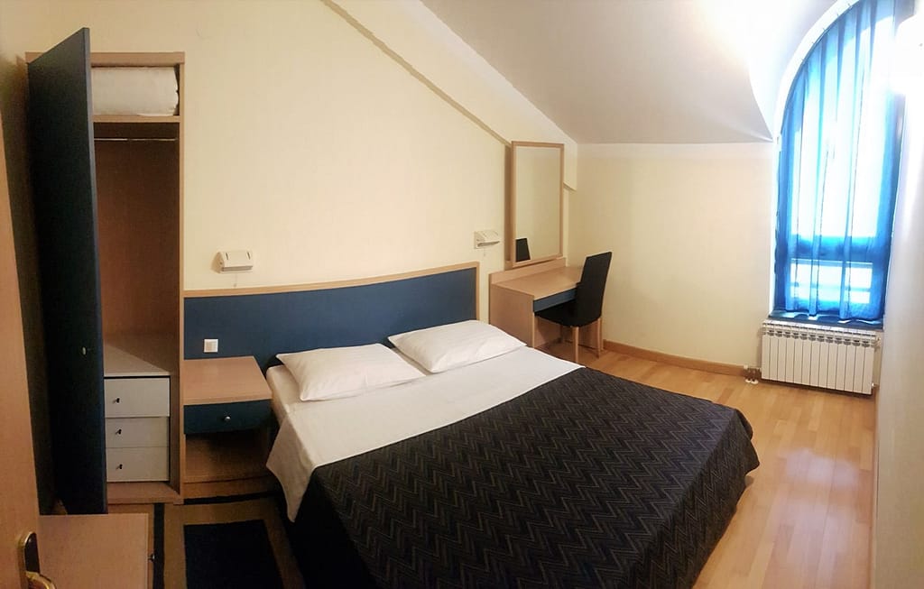 francuzdvokreveta_cubic